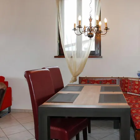 Miralago - Utoring Apt- B19 By Interhome Apartment